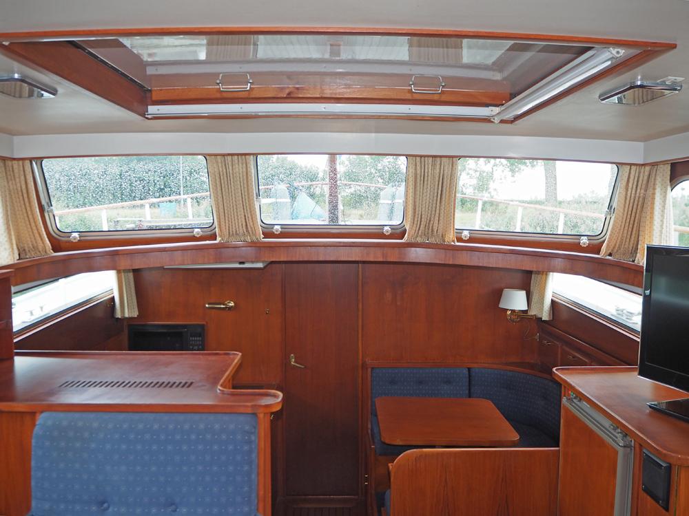 Salon, Innenausstattung